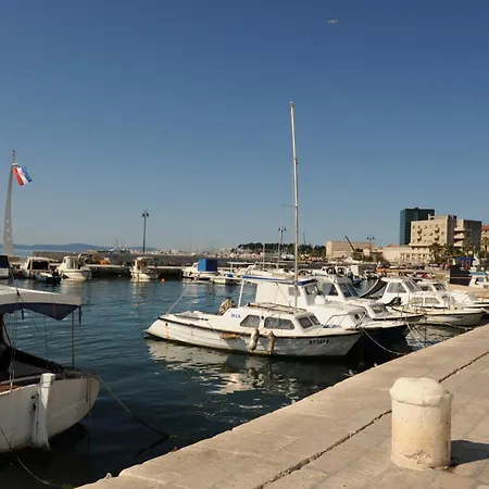 Pensión Riva Split