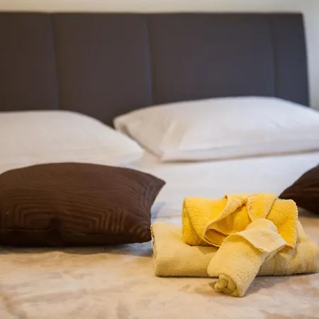 Riva Guest house 3*