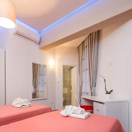 Πανσιόν Riva Σπλιτ